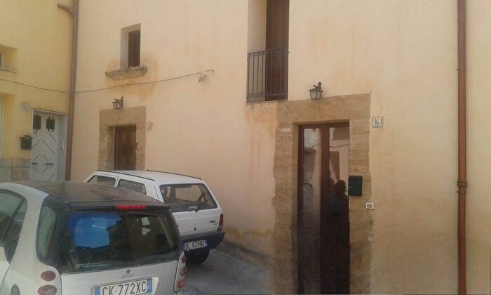Casa con 5 locali in vendita in Cortile Galluzzo, Sciacca