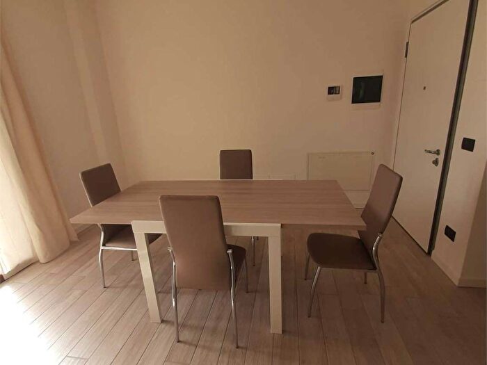 Appartamento bilocale in affitto in Via Marconi, Villa Guardia