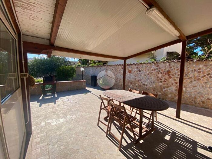 Casa bilocale in affitto in Passaggio delle margherite, Isola delle Femmine