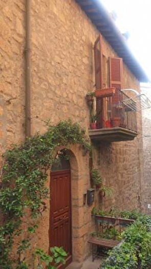 Casa con 5 locali in vendita in Orvieto
