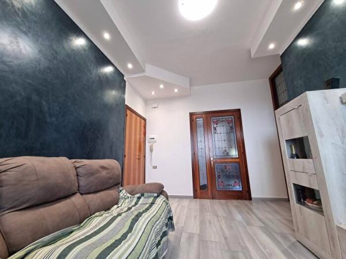 Appartamento con 5 locali in vendita in Viale Dottor Pietro Santini, Loro Piceno