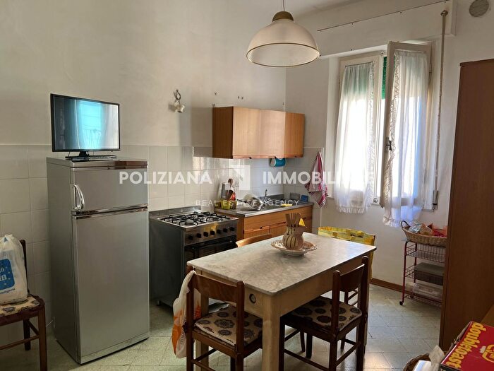 Appartamento trilocale in vendita in Via Marino Cappelli, Montepulciano