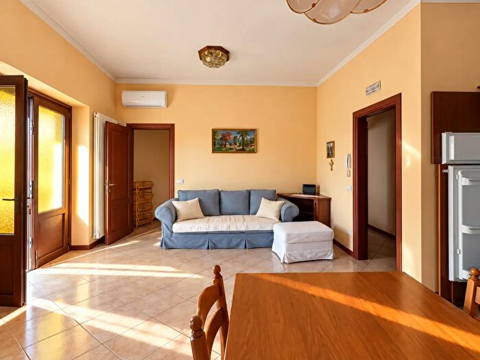 Appartamento trilocale in vendita in Via Lazzaretto, Rovato