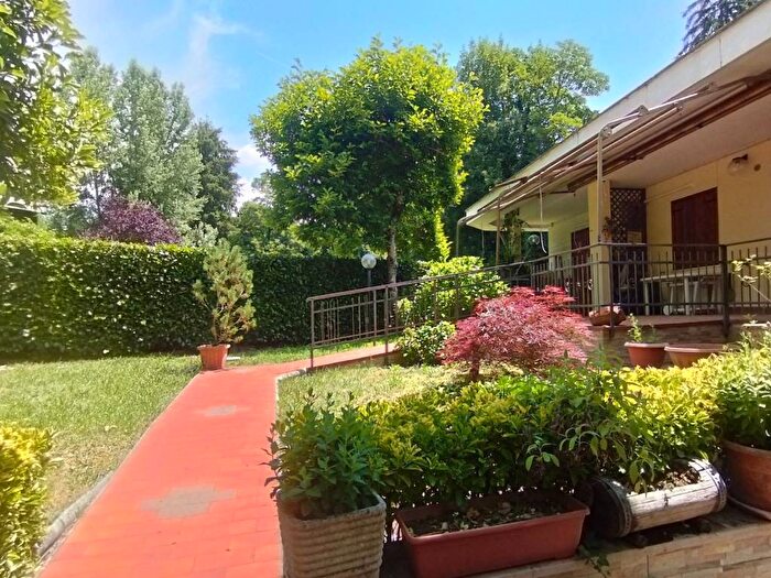Casa con 6 locali in vendita in Via Leopoldo Parodi Delfino, Altipiani Di Arcinazzo, Arcinazzo Romano