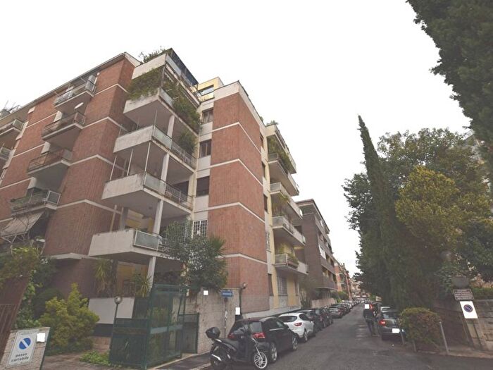 Appartamento bilocale in affitto in Via Guido Banti, Fleming, Roma