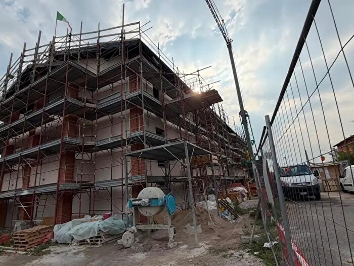 Appartamento trilocale in vendita in Via l Tamborini, Albairate