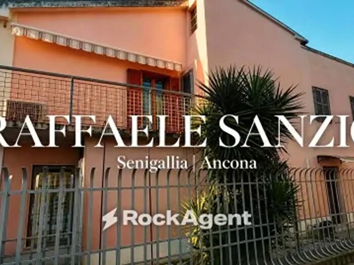Appartamento quadrilocale in vendita in Via Raffaello Sanzio, Senigallia