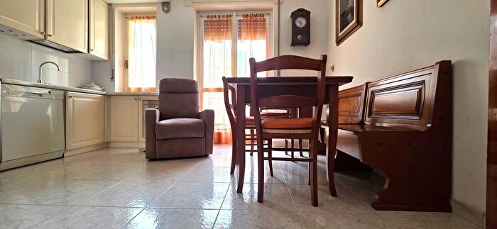 Appartamento con 6 locali in vendita in Viale Gran San Bernardo, Aosta