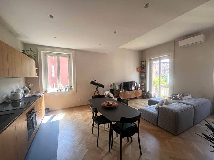 Appartamento trilocale in affitto in Via Domenico Cimarosa, Washington, Milano