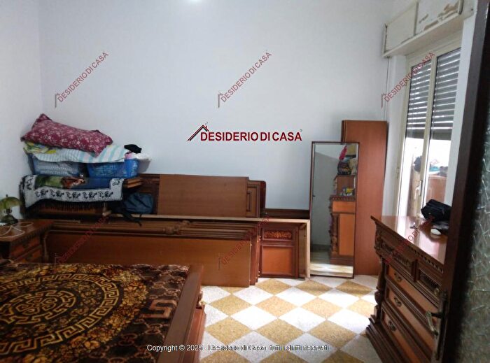 Appartamento trilocale in vendita in Via Alessandro La Marmora Palermo Pa Italia, Palermo