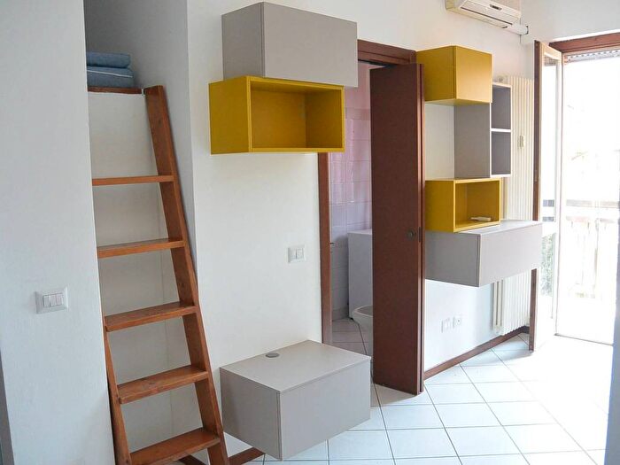 Appartamento monolocale in affitto in Via Tolmezzo, Udine, Milano