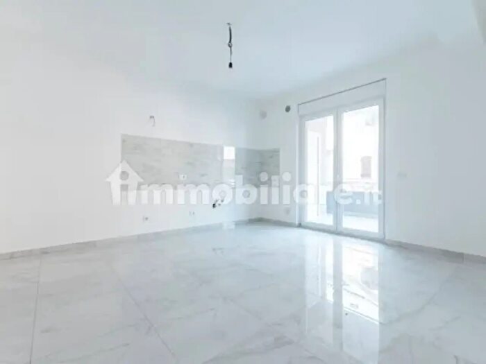 Appartamento trilocale in vendita in Via Oneglia, Ladispoli