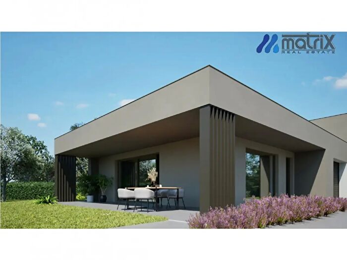 Casa con 11 locali in vendita in Via SantAntonio, Teolo