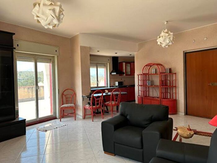 Appartamento trilocale in vendita in Stretto Casanova, Barcellona Pozzo Di Gotto