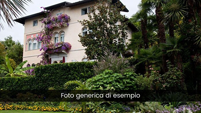 Casa con 7 locali in vendita in Arsoli Rm Italia Piani Uggi, Arsoli