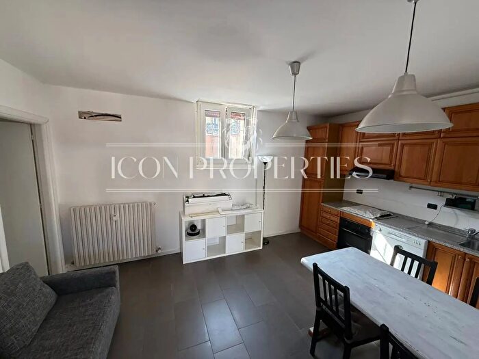 Appartamento trilocale in affitto in Via Luigi Manfredini, Milano