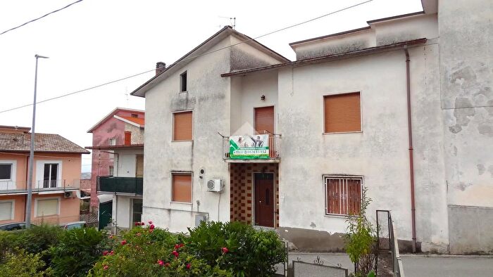 Casa trilocale in vendita in Via Cerza, San Giorgio Del Sannio