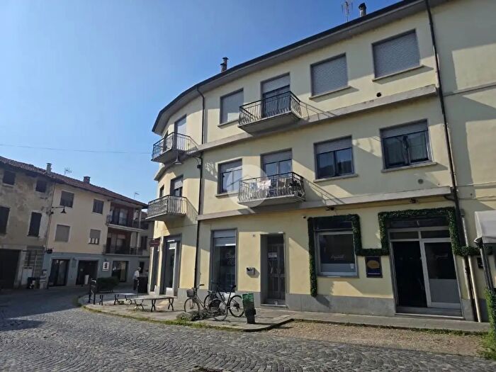 Appartamento trilocale in vendita in Via Edoardo Miaglia, San Benigno Canavese