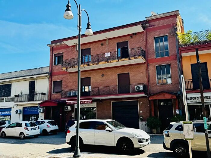 Appartamento con 8 locali in vendita in Via Marittima, Frosinone