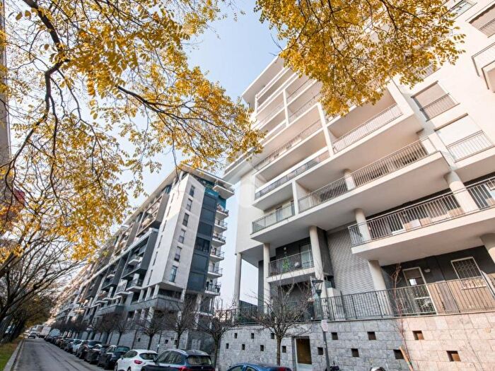 Appartamento bilocale in affitto in Via del Futurismo, Santa Giulia, Milano