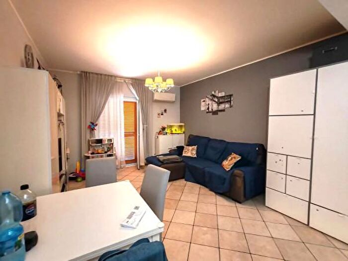 Appartamento trilocale in vendita in Via Loreto SNC, Acireale