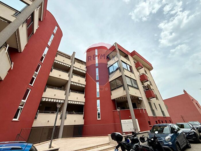 Appartamento quadrilocale in vendita in Corso dei Mille, Palermo