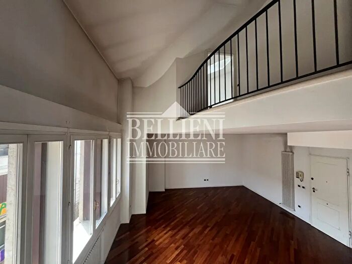 Appartamento quadrilocale in vendita in Contra Porta Santa Lucia, Vicenza