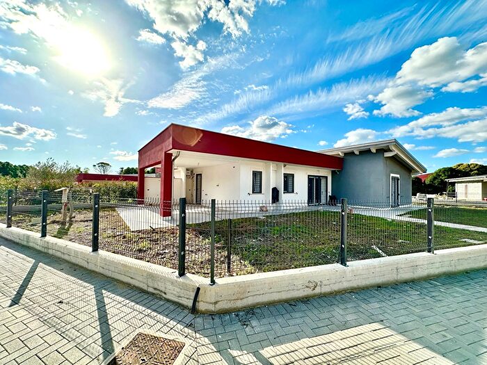 Casa quadrilocale in vendita in Via dellAeronautica, Monterotondo