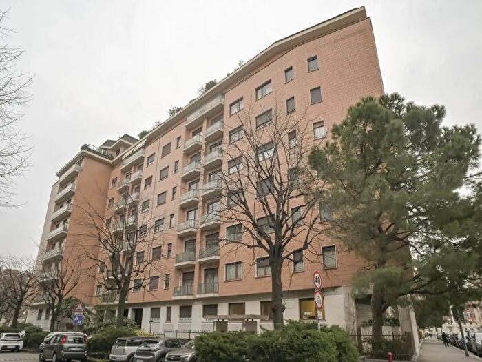 Appartamento quadrilocale in affitto in Via Malta, Torino