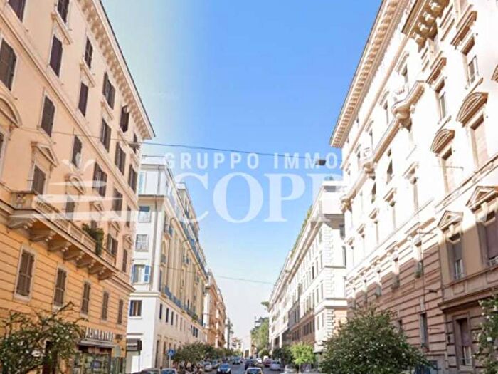 Appartamento trilocale in affitto in via Ofanto, Salario Porta Pia, Roma