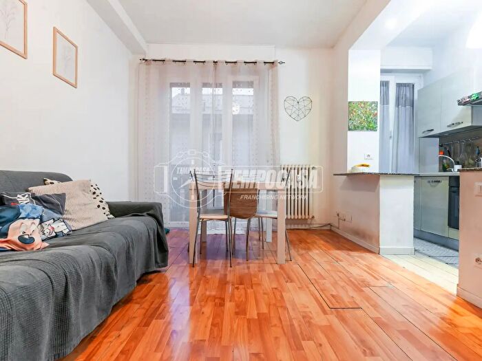 Appartamento bilocale in vendita in Via Dante Alighieri, Bresso