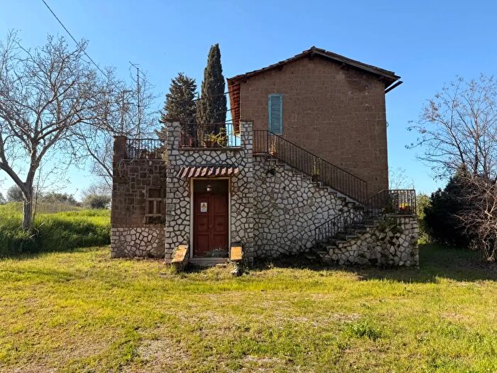 Casa quadrilocale in vendita in Via Palombarese Km, SantAngelo Romano