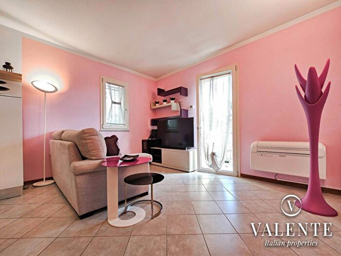 Appartamento trilocale in affitto in Via La Viaccia, SantAnna, Lucca