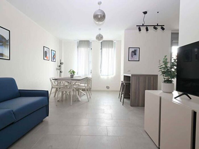 Appartamento trilocale in affitto in Via Antonio Bordoni, Melchiorre Gioia, Milano