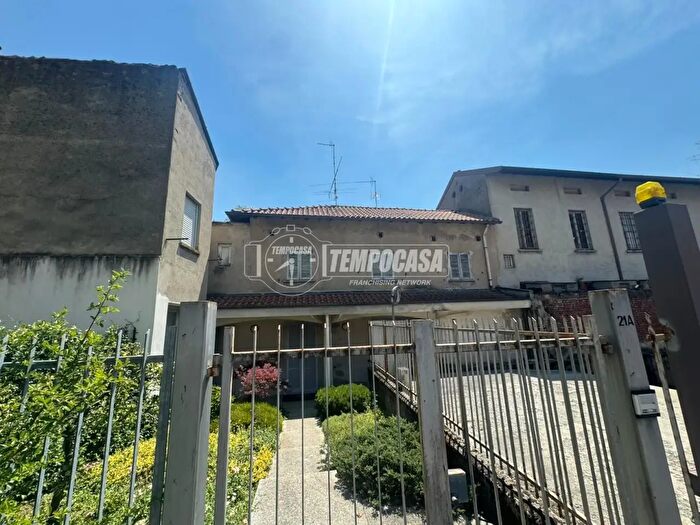 Appartamento bilocale in vendita in Lentate Sul Seveso