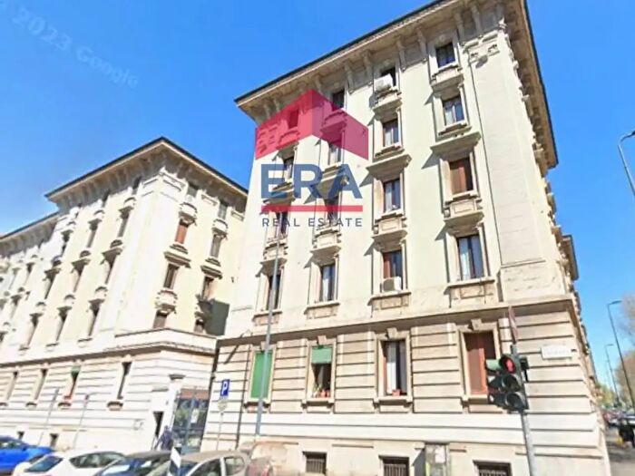 Appartamento quadrilocale in affitto in Via Laurana, Milano