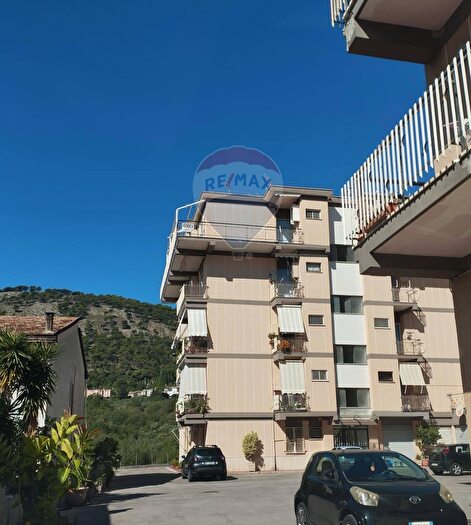 Appartamento quadrilocale in vendita in Castelforte