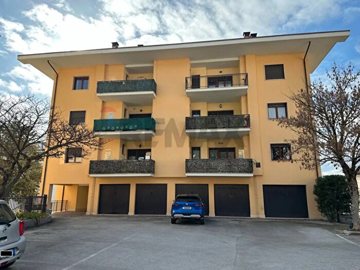 Appartamento bilocale in vendita in Via Madonna delle Grazie, LAquila