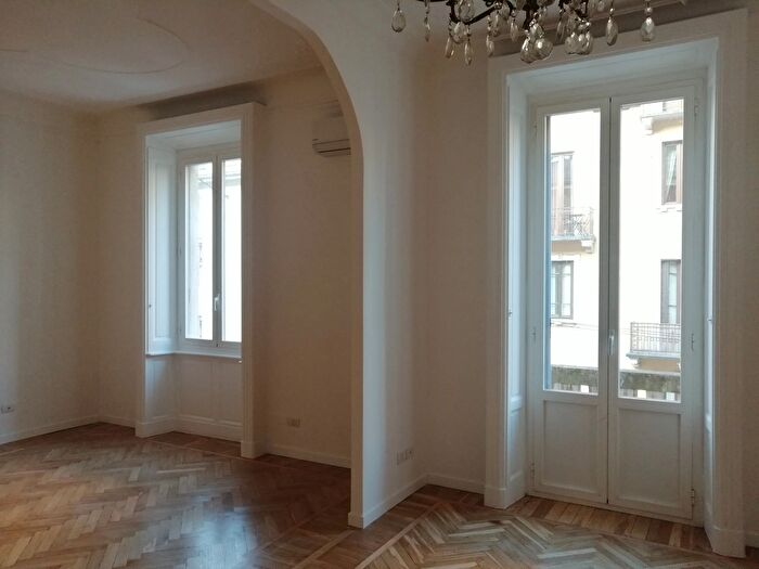 Appartamento trilocale in affitto in Milano