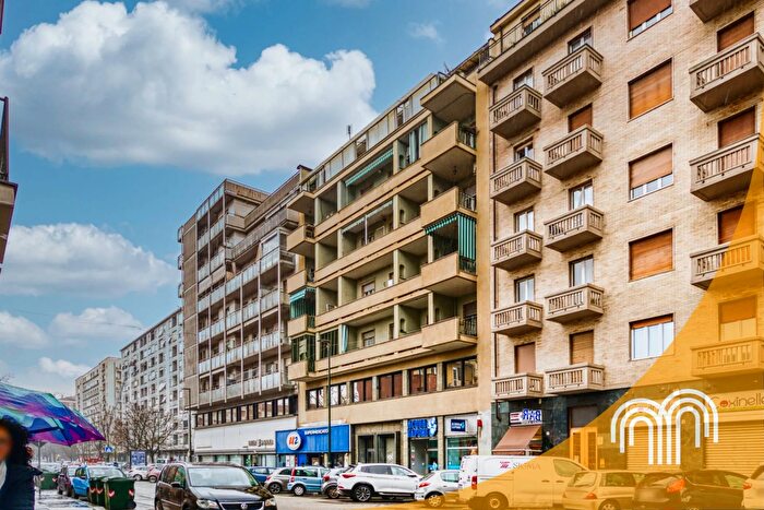 Appartamento bilocale in vendita in Via Tunisi, Torino