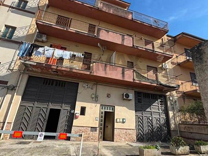 Appartamento quadrilocale in vendita in Via Santa Maria di Gesu' Fondo Saccone, Palermo