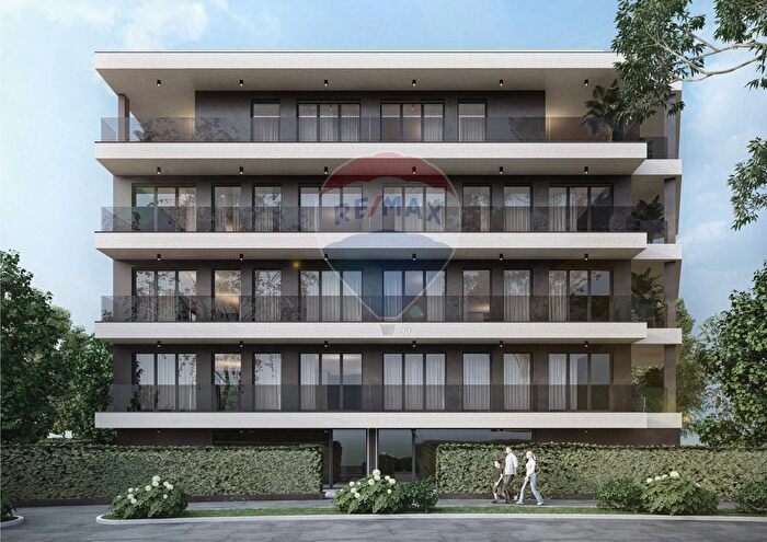 Appartamento trilocale in vendita in Via Palmanova, Rho