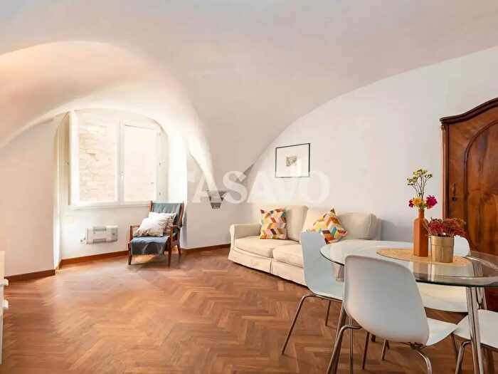 Appartamento con 5 locali in vendita in Firenze