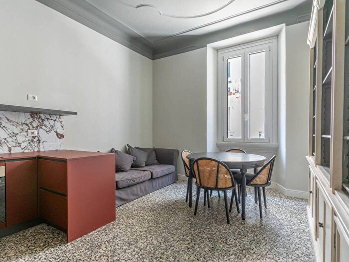 Appartamento trilocale in affitto in Via Plinio, Buenos Aires, Milano
