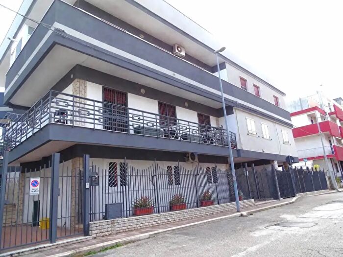 Appartamento trilocale in vendita in Via Giacomo Bruno, Triggiano