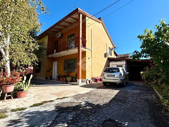 Casa con 8 locali in vendita in Via G Verdi, Alfonsine