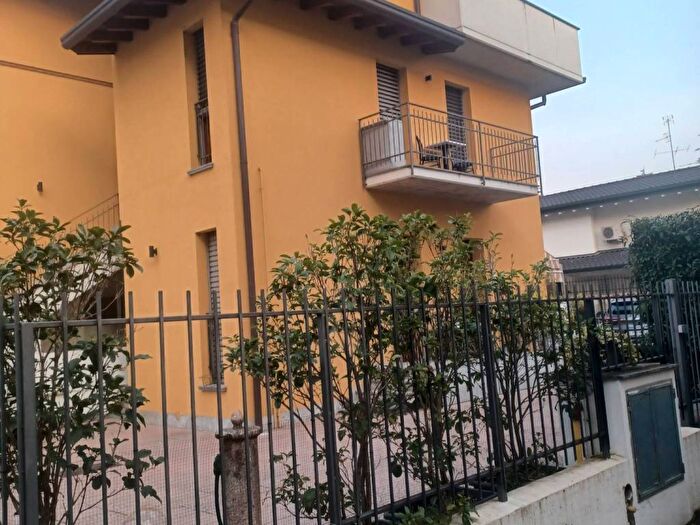 Appartamento bilocale in affitto in Via Santa Bartolomea Capitanio, Celadina Boccaleone, Bergamo