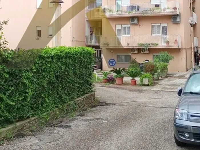 Appartamento in vendita in Via delle Mura, Velletri