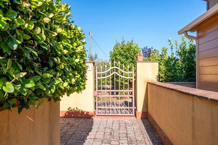 Appartamento trilocale in vendita in Via Luigi Pirandello Pontedera, Pontedera