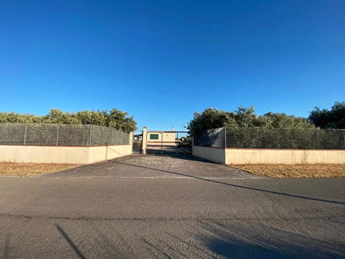 Casa bilocale in vendita in Strada Vicinale Posta Torre Bianca Foggia, Foggia